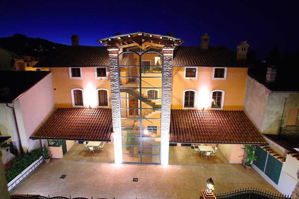 פרוג'ה Residenze L'Uncinaia Holiday House חדר תמונה