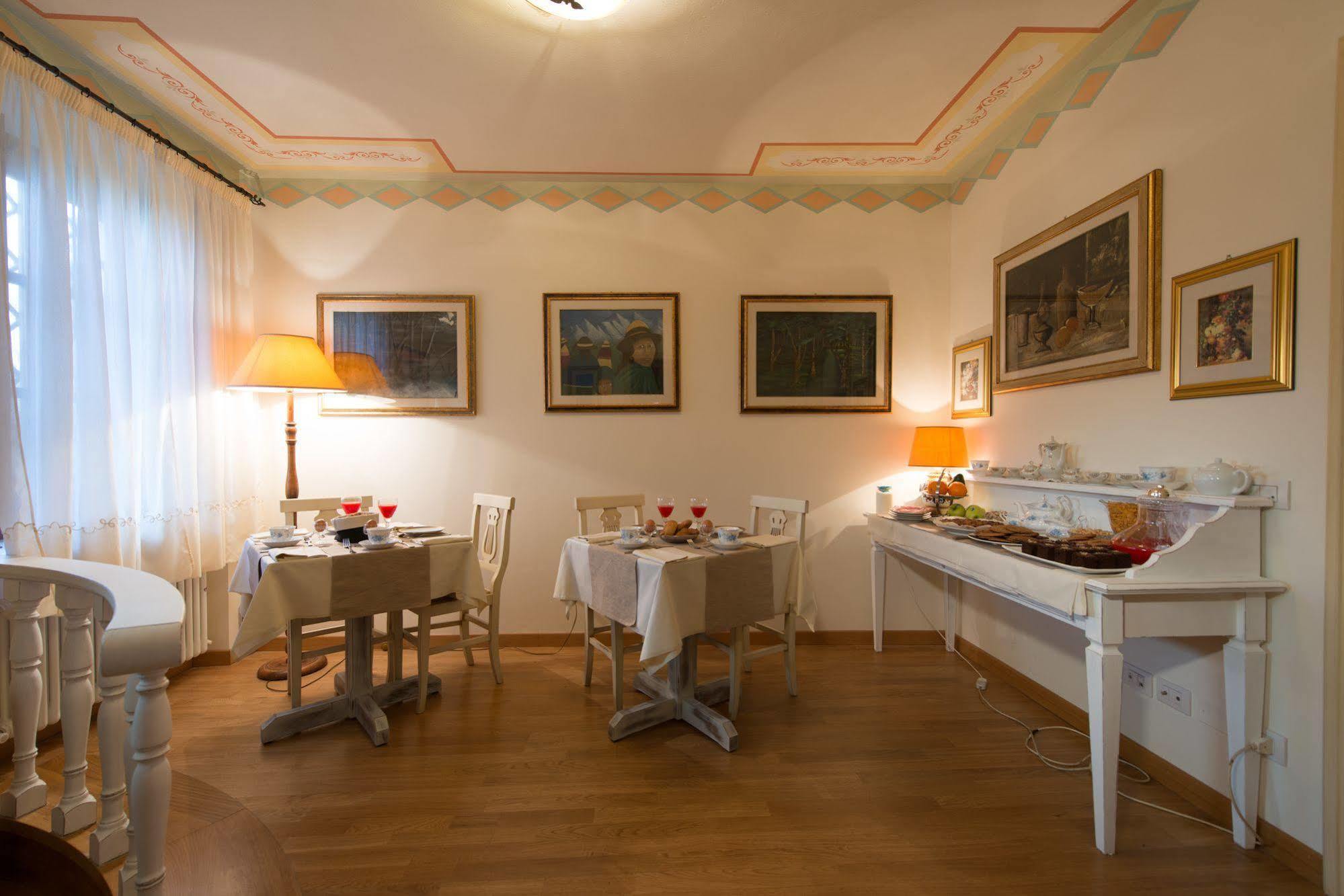 פרוג'ה Residenze L'Uncinaia Holiday House מראה חיצוני תמונה