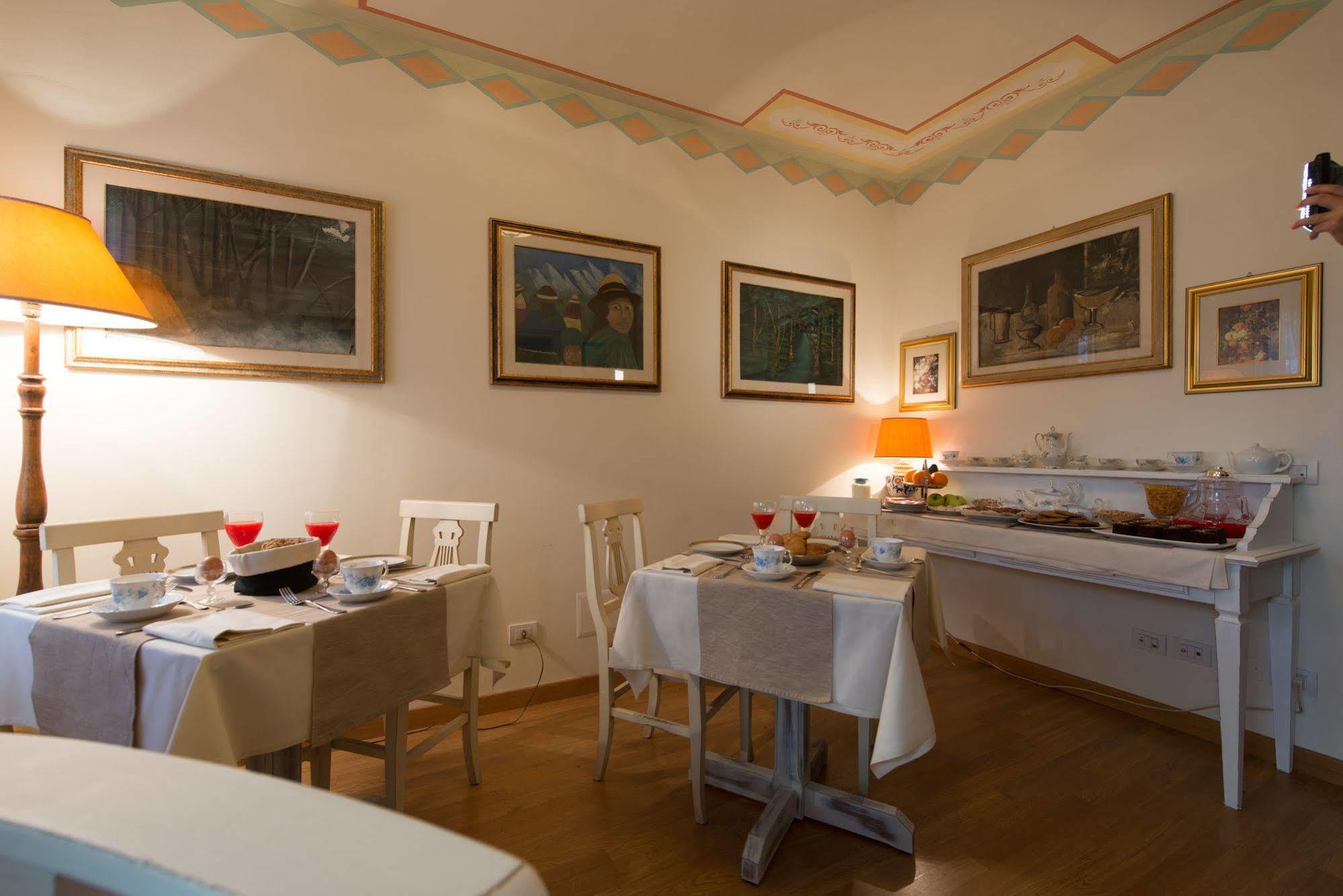 פרוג'ה Residenze L'Uncinaia Holiday House מראה חיצוני תמונה